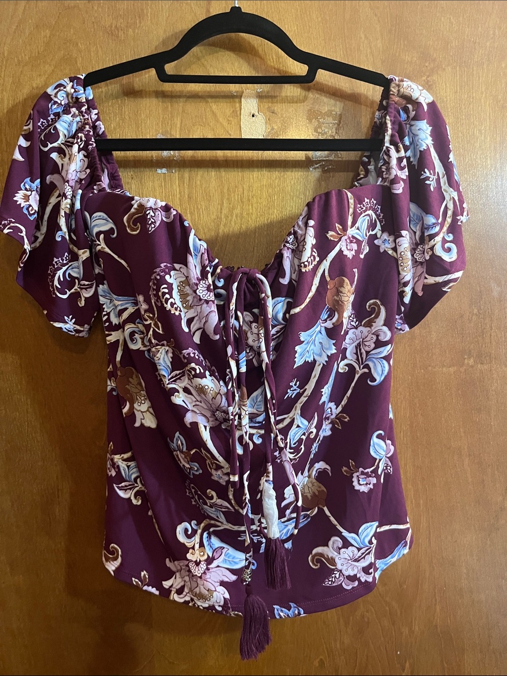 White House Black Market Burgundy Floral Tie-Front Puff Sleeve Blouse Bundle - Picture 1 of 4
